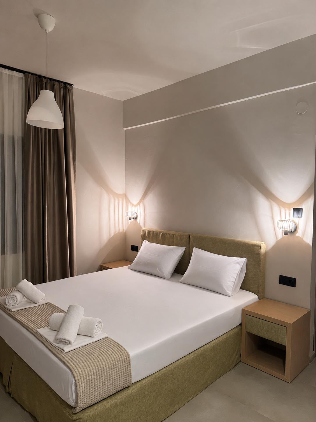 One Bedroom Apartment 